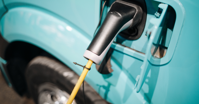 Eco-Movement and TRAVIS join forces to improve charging for the transport industry